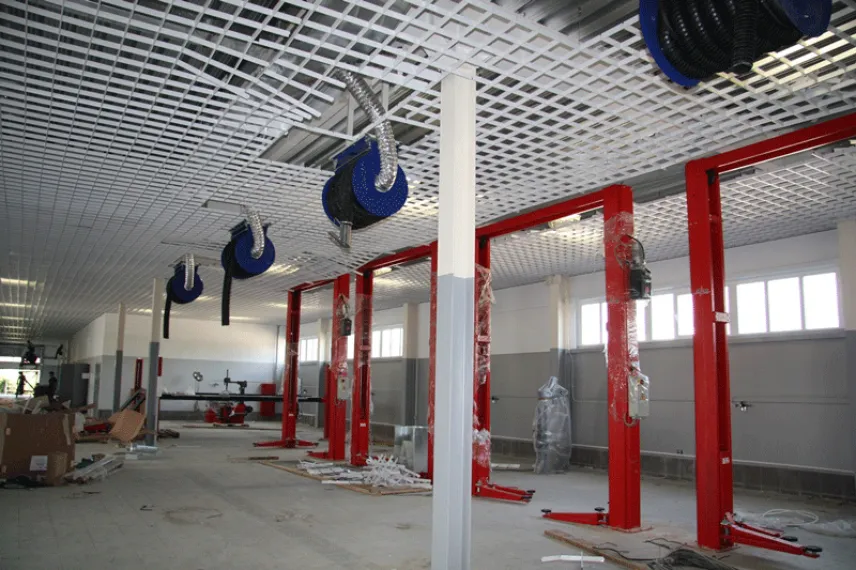 СТО 4 поста. Монтаж оборудования